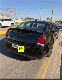 كرايسلر 300